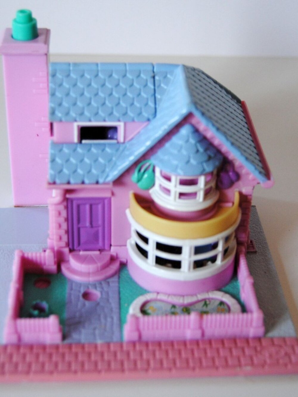 BlueBird Polly Pocket BAY WINDOW HOUSE Light Up Play Set W/ 3 Figures 1993